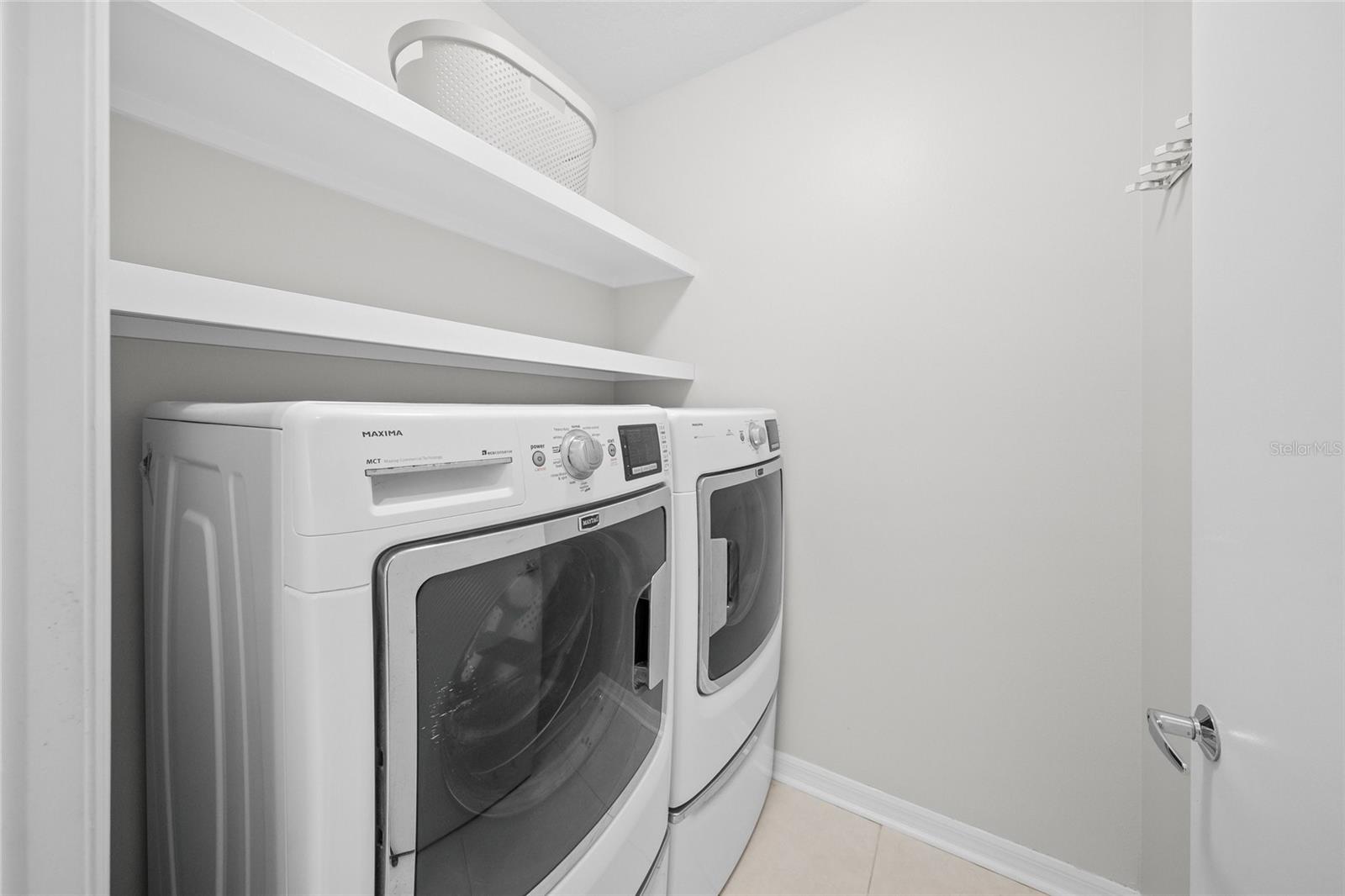 Image 31 of 66 For 1800 Benjamin Franklin Drive A1003