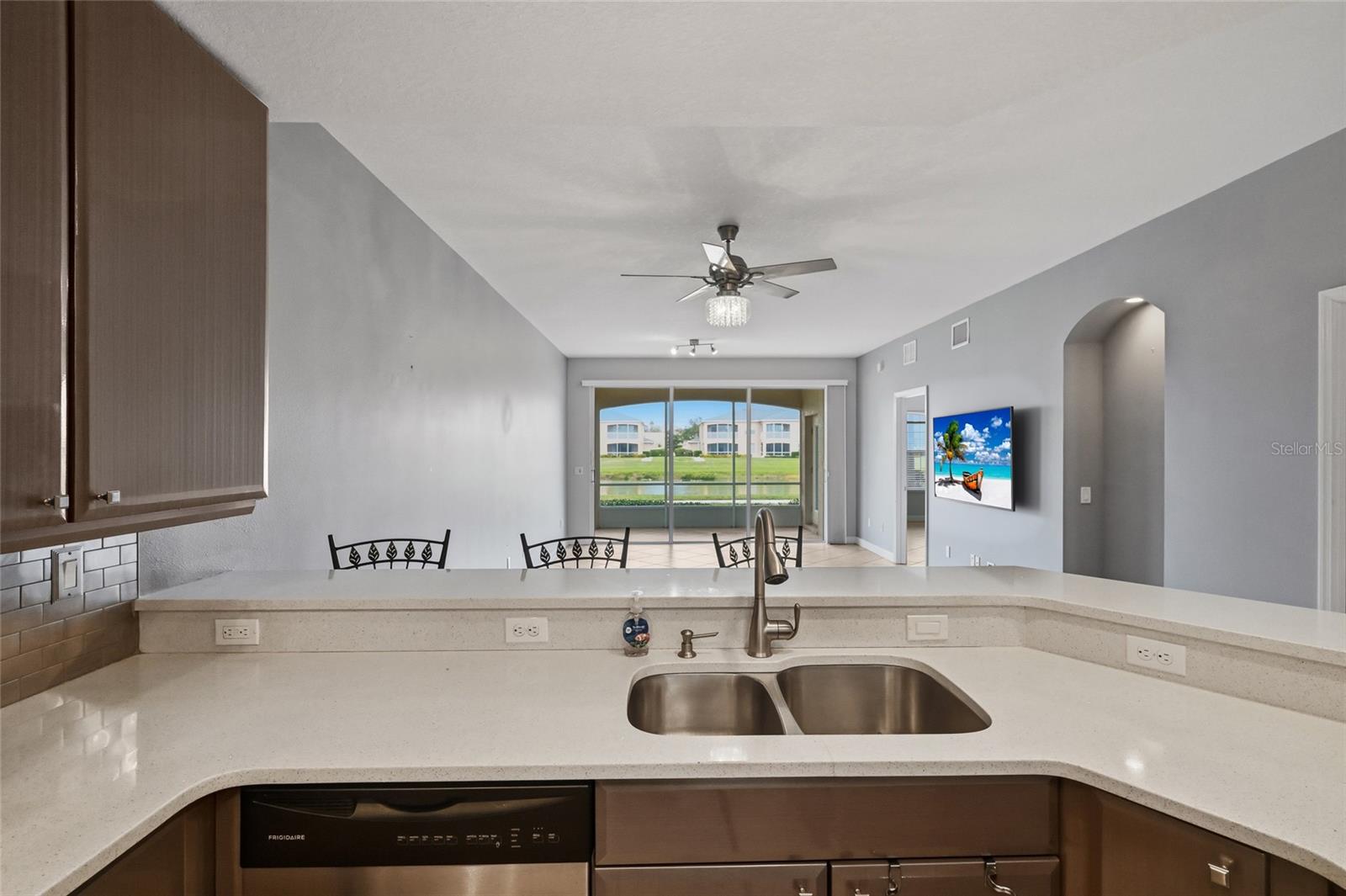 Image 24 of 57 For 6626 7th Avenue Circle W