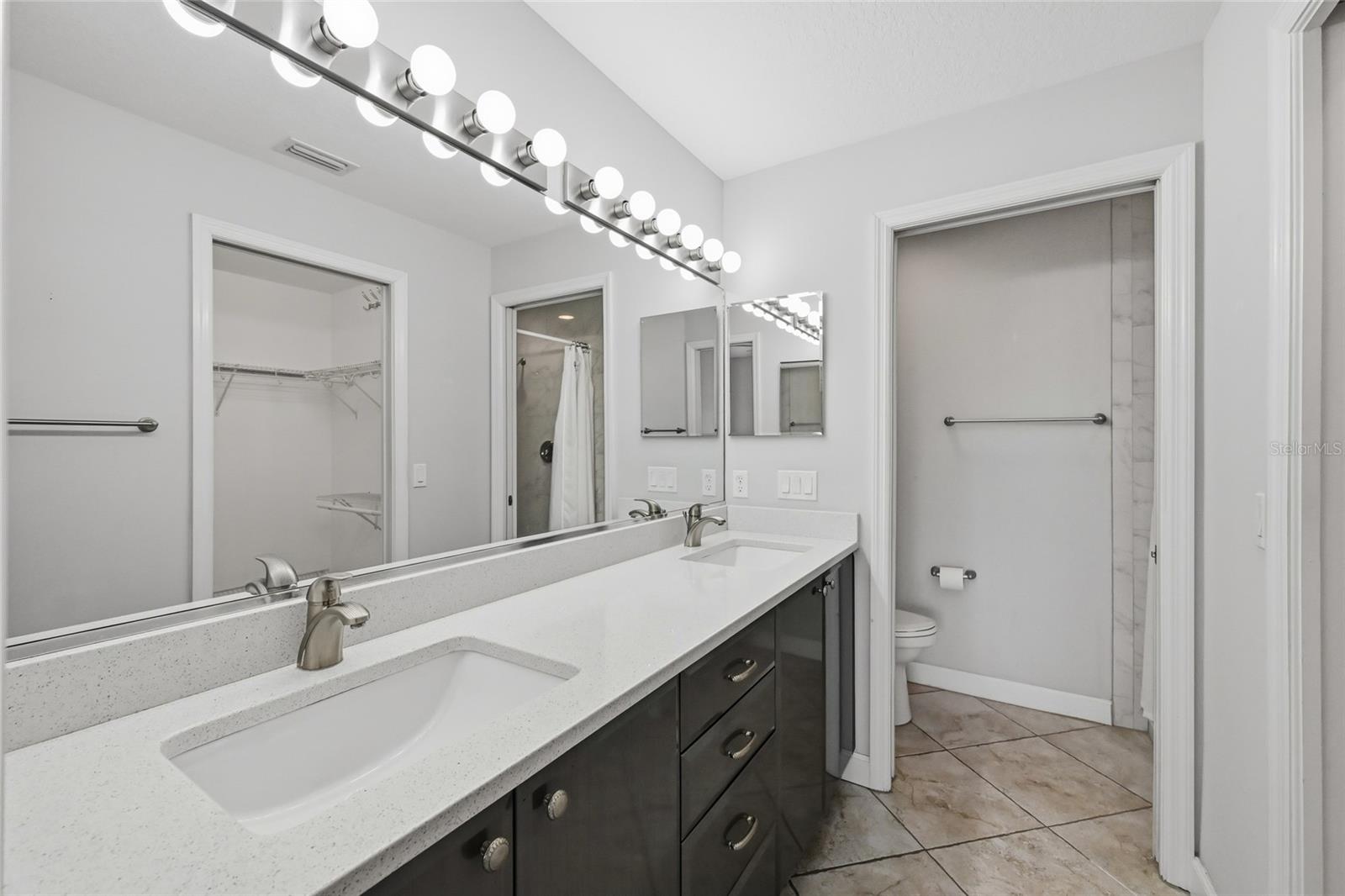 Image 31 of 57 For 6626 7th Avenue Circle W