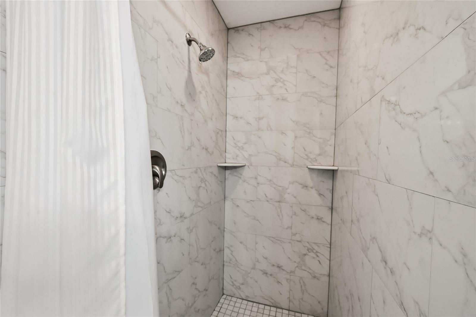 Image 32 of 57 For 6626 7th Avenue Circle W