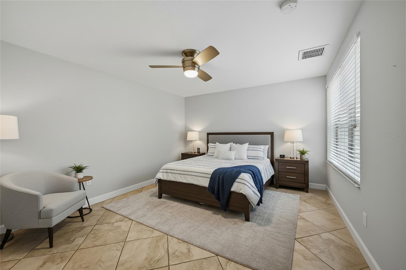 Image 37 of 57 For 6626 7th Avenue Circle W