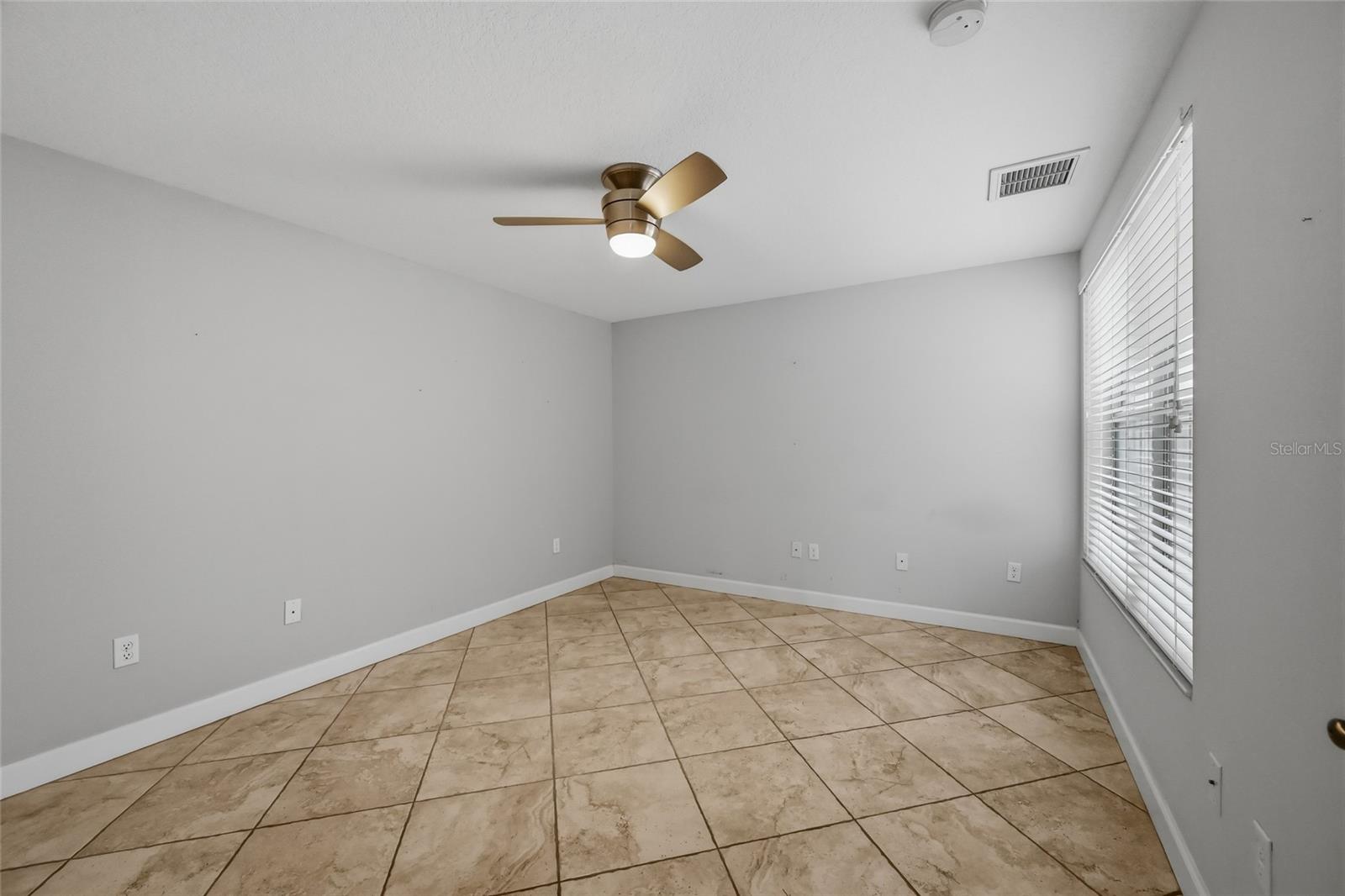 Image 38 of 57 For 6626 7th Avenue Circle W