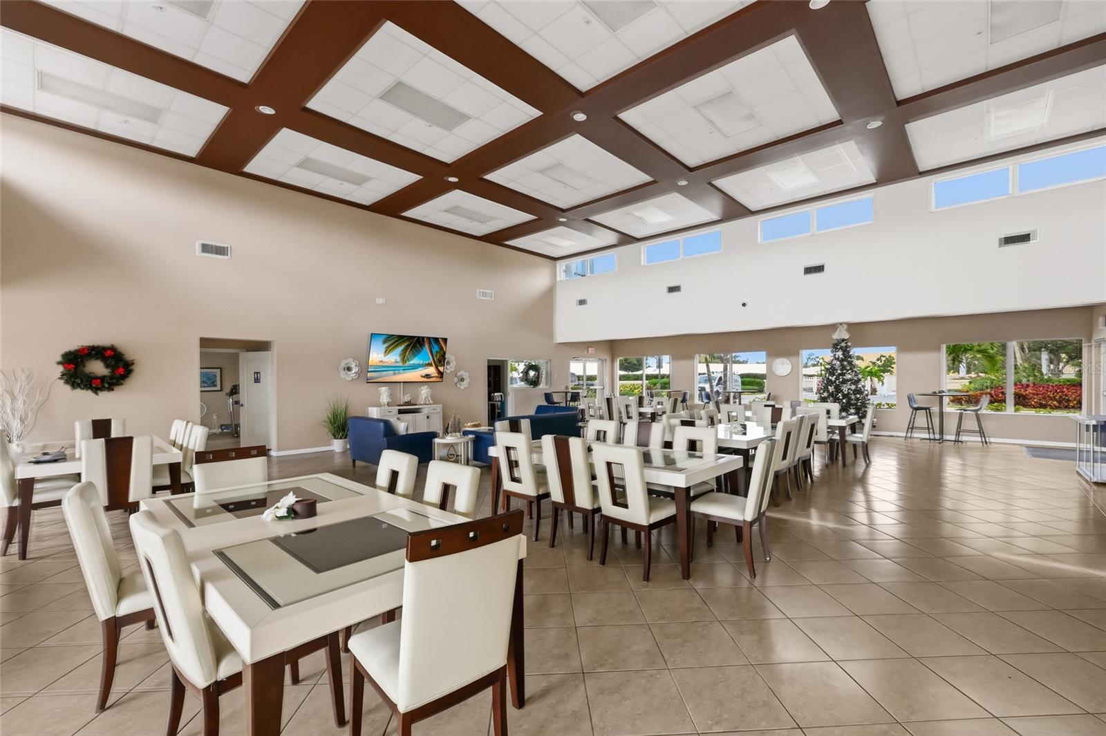 Image 49 of 57 For 6626 7th Avenue Circle W