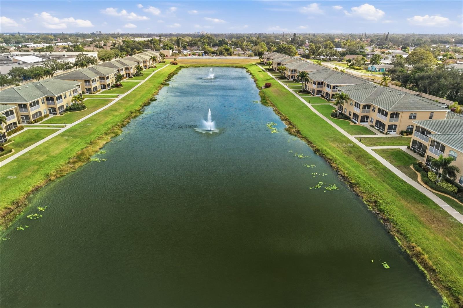 Image 9 of 57 For 6626 7th Avenue Circle W