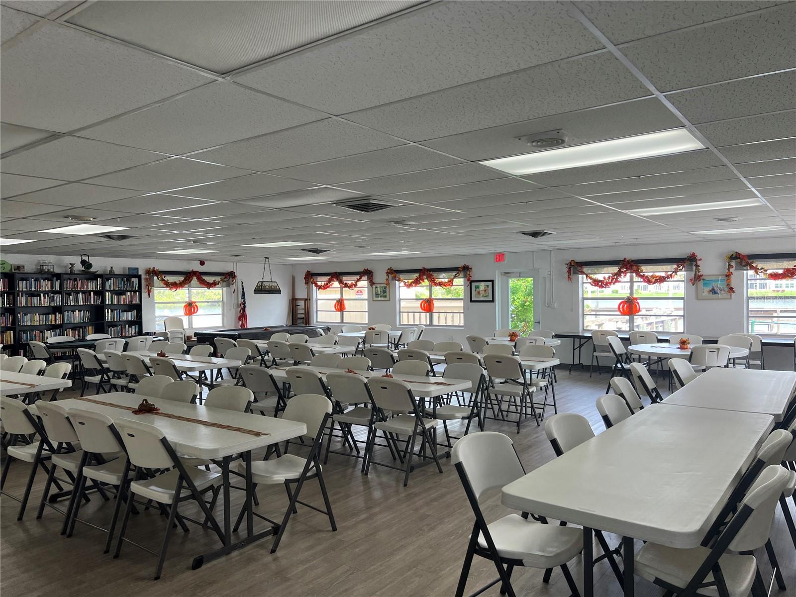 Image 36 of 51 For 3783 Lake Bayshore Drive H404