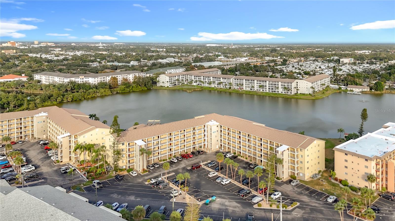 Image 43 of 51 For 3783 Lake Bayshore Drive H404