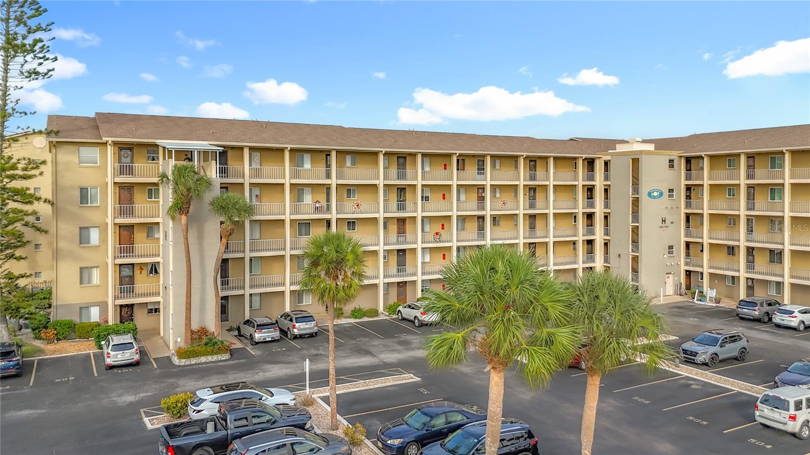 Image 47 of 51 For 3783 Lake Bayshore Drive H404