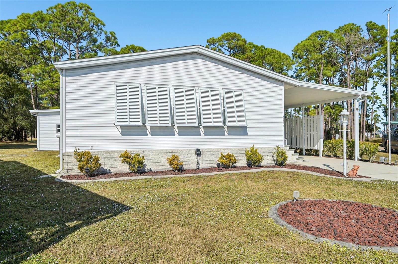 Image 4 of 61 For 6877 Anapa Court