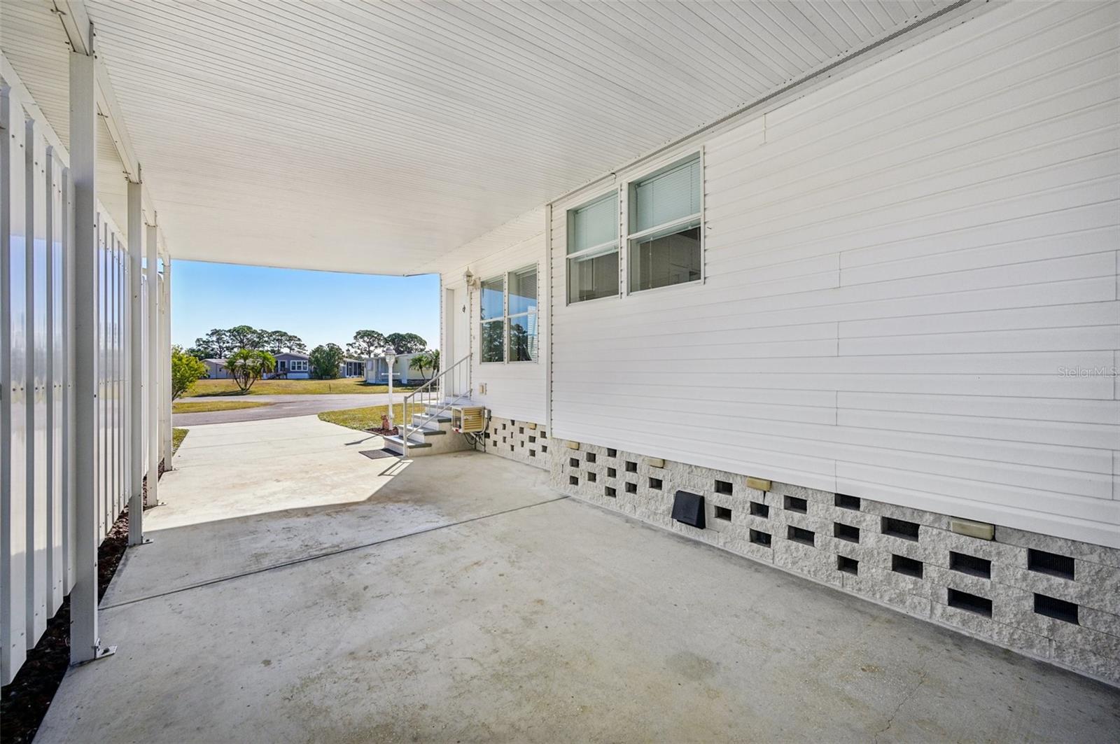 Image 5 of 61 For 6877 Anapa Court