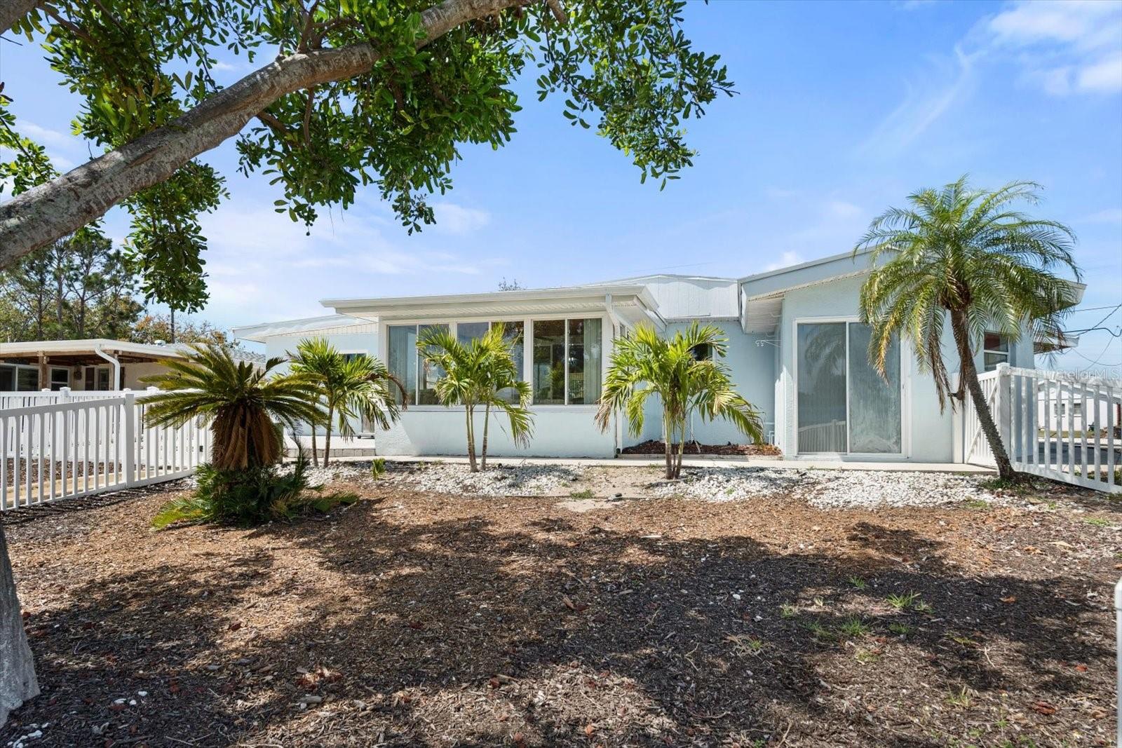 Image 3 of 32 For 6715 Georgia Avenue