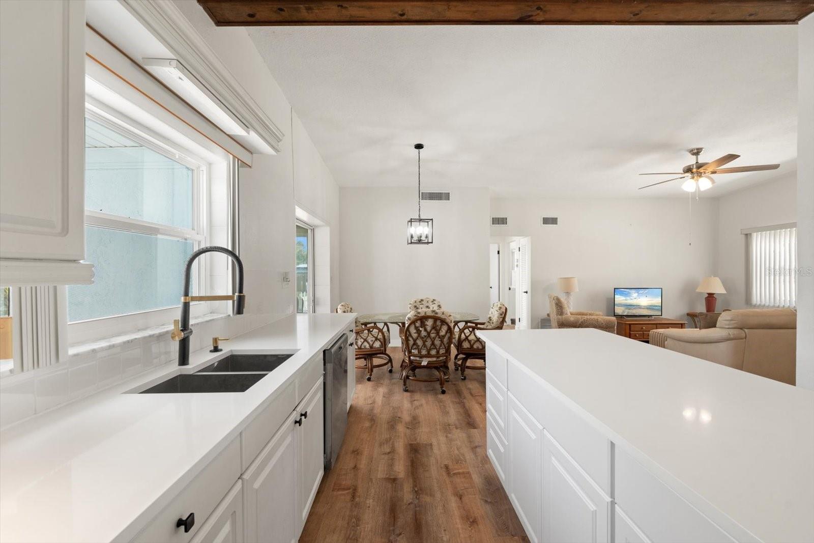 Image 5 of 32 For 6715 Georgia Avenue