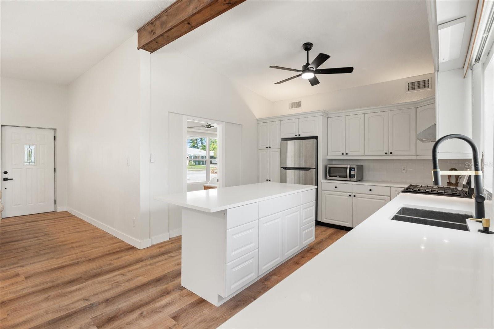 Image 6 of 32 For 6715 Georgia Avenue