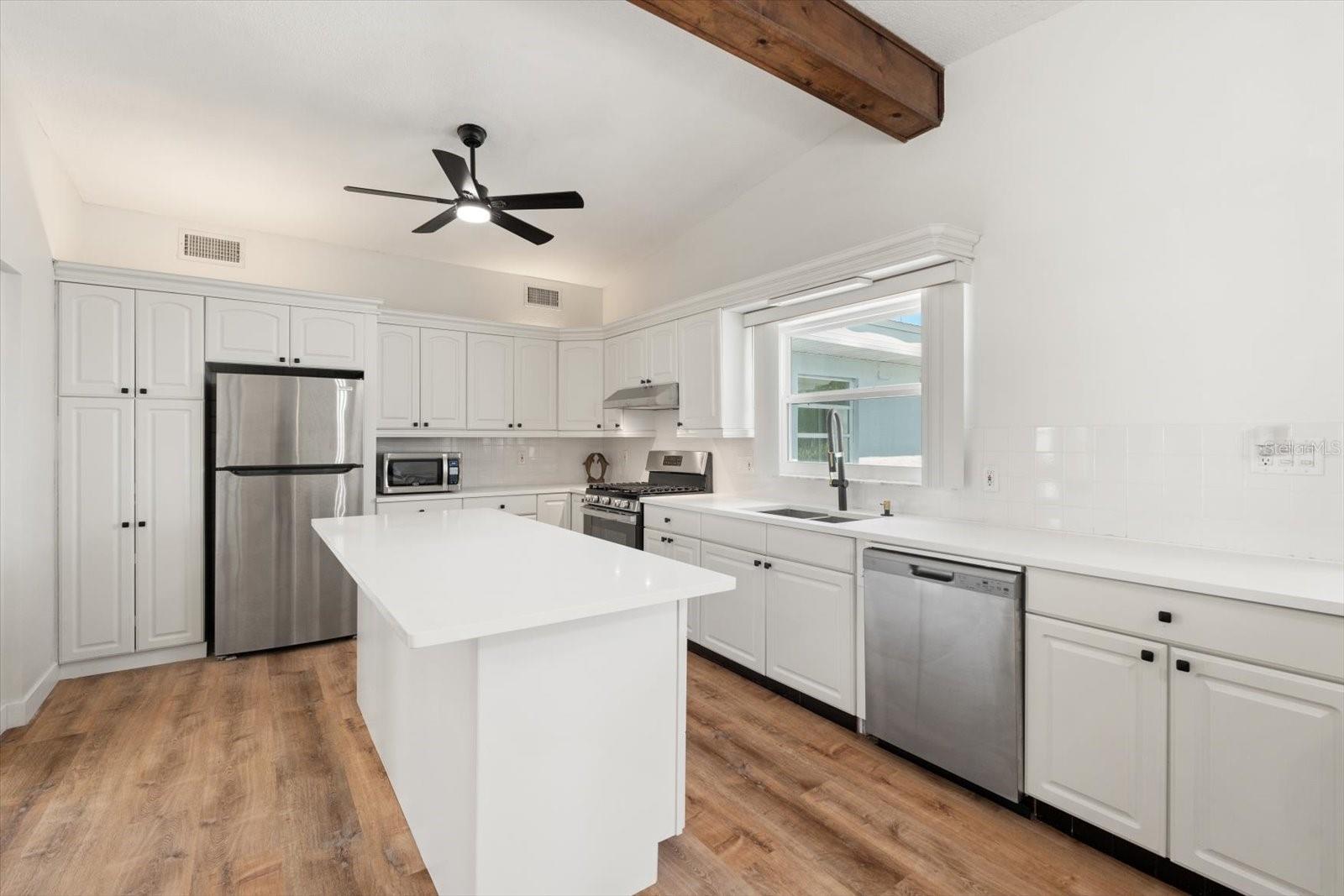 Image 7 of 32 For 6715 Georgia Avenue