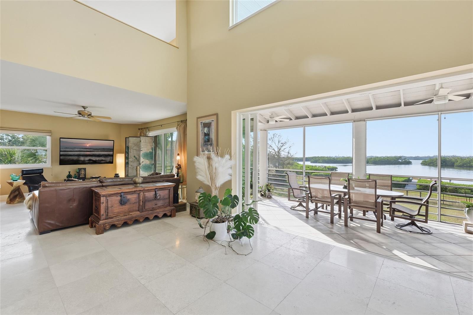 Image 14 of 54 For 6511 Bayshore Road