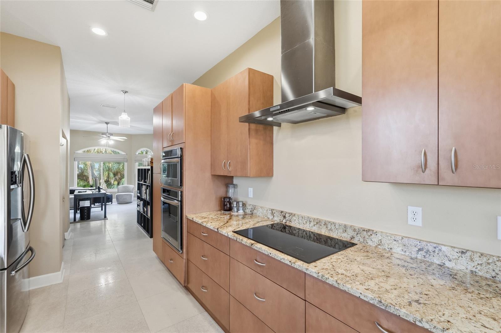 Image 21 of 54 For 6511 Bayshore Road