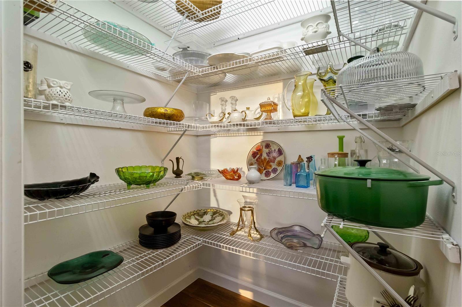 Image 22 of 54 For 6511 Bayshore Road