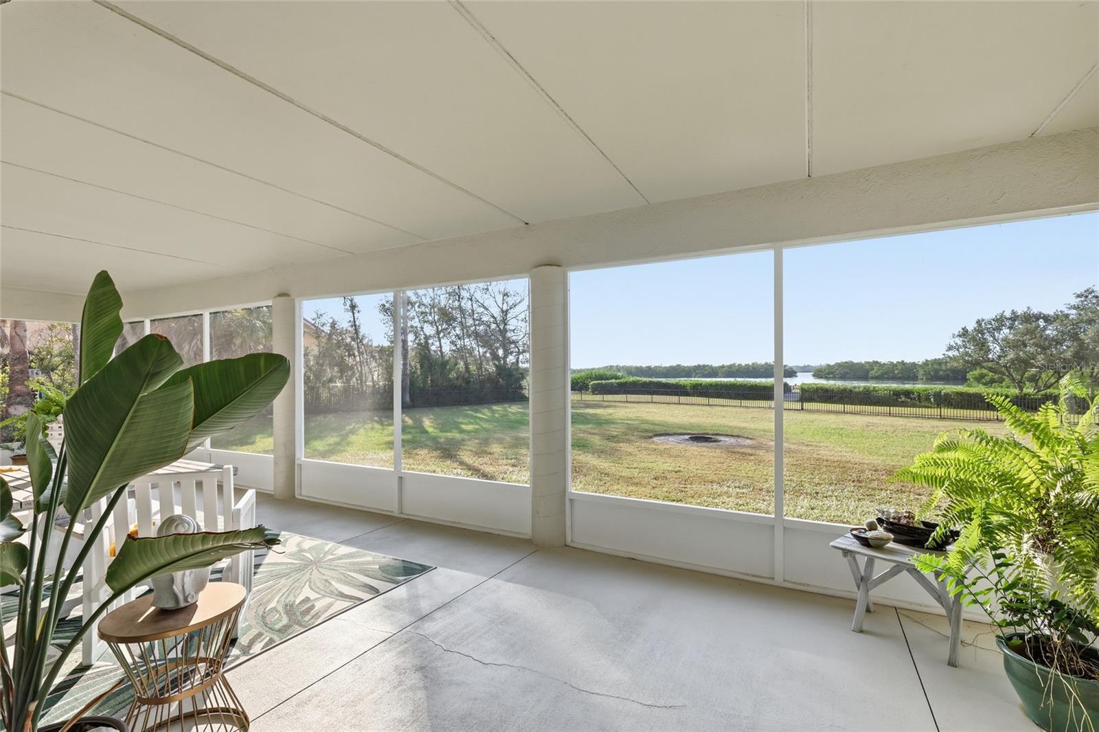 Image 38 of 54 For 6511 Bayshore Road