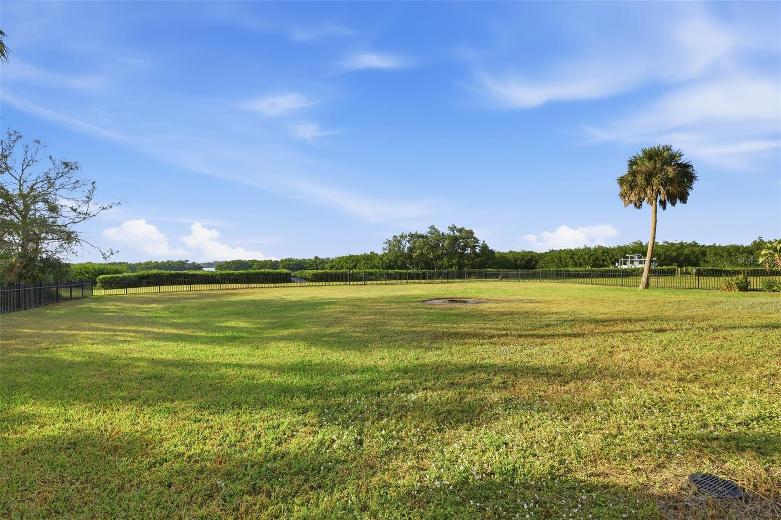 Image 39 of 54 For 6511 Bayshore Road