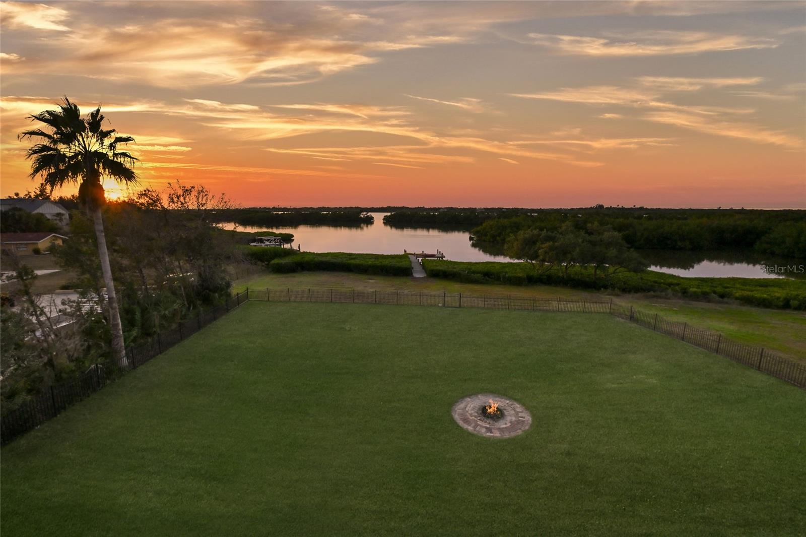 Image 40 of 54 For 6511 Bayshore Road