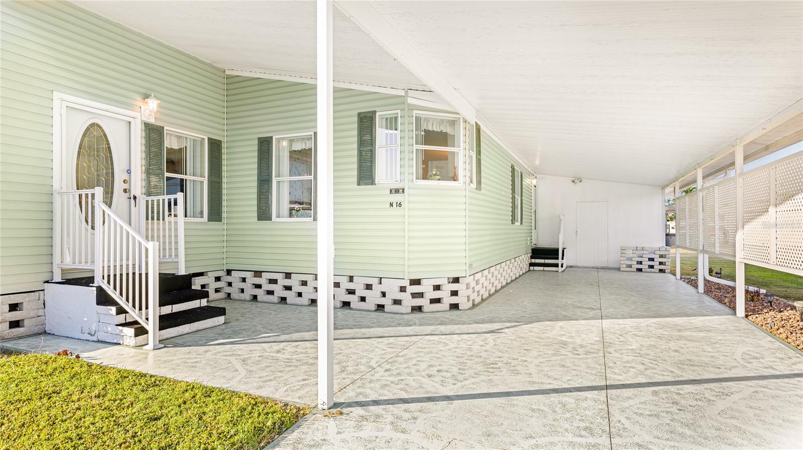 Image 2 of 25 For 5316 53rd Avenue E N16