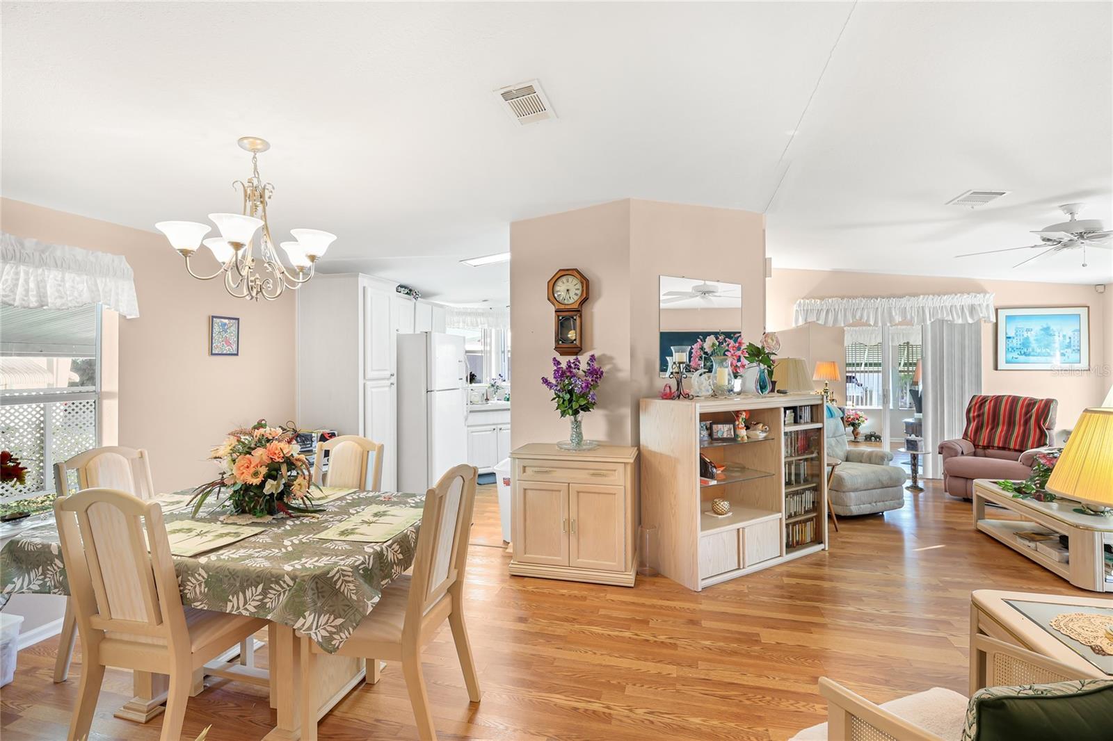 Image 4 of 25 For 5316 53rd Avenue E N16