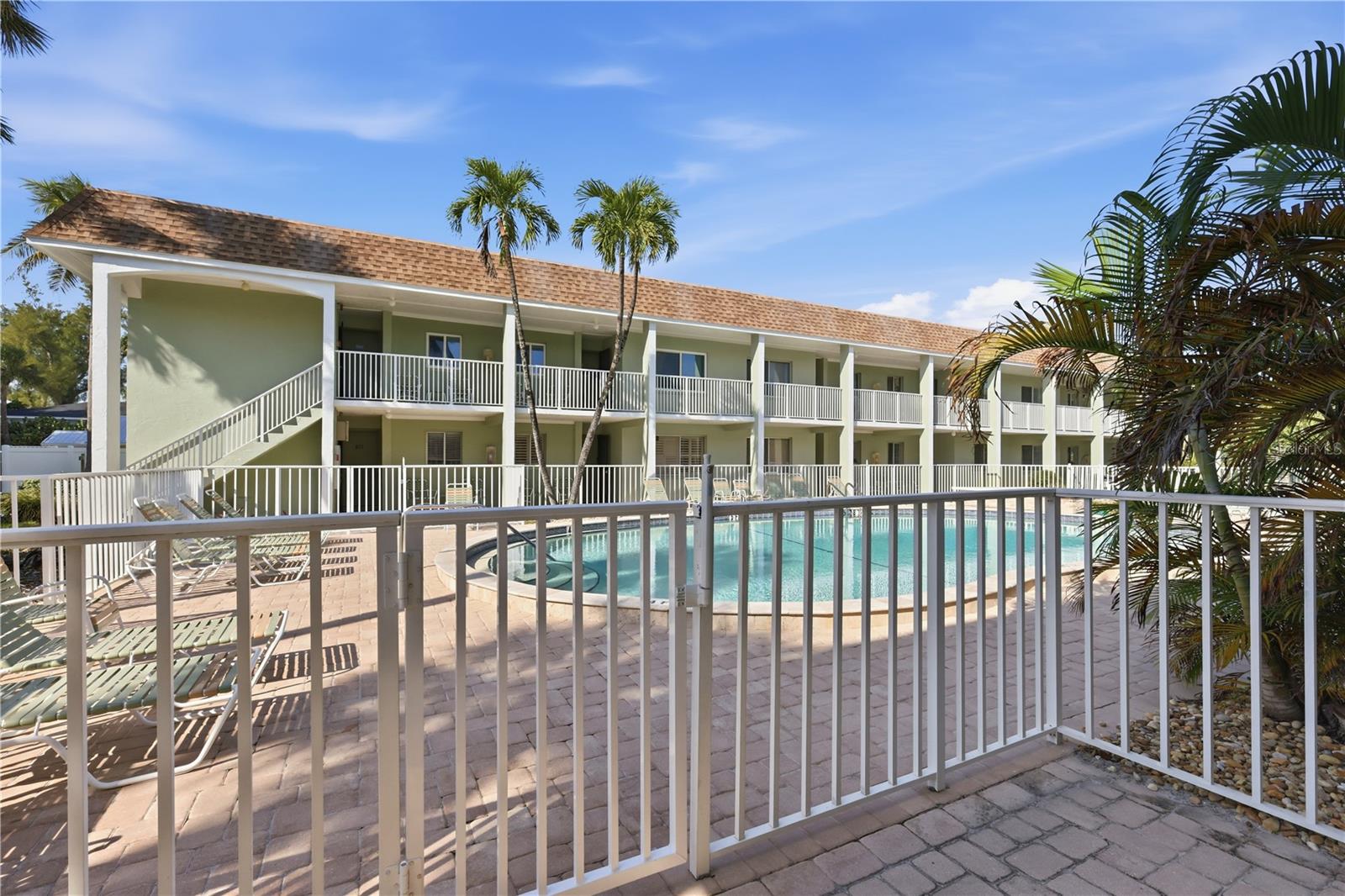 Image 23 of 30 For 7100 Gulf Drive 106