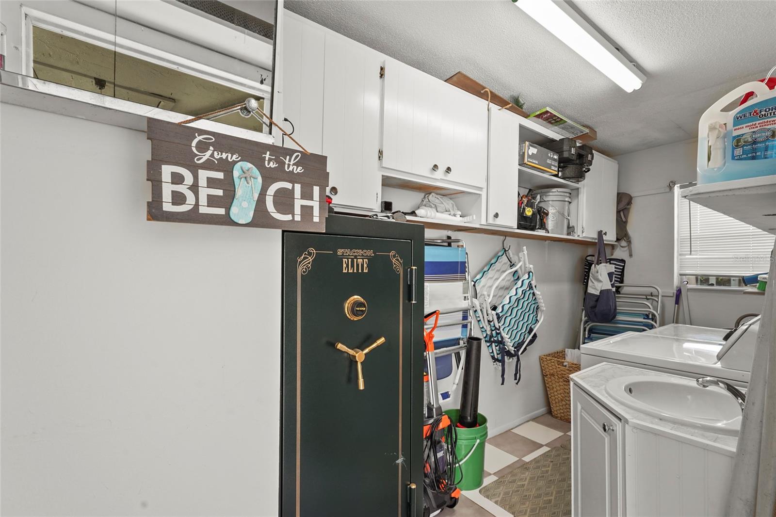 Image 36 of 72 For 2531 Riverbluff Parkway V181