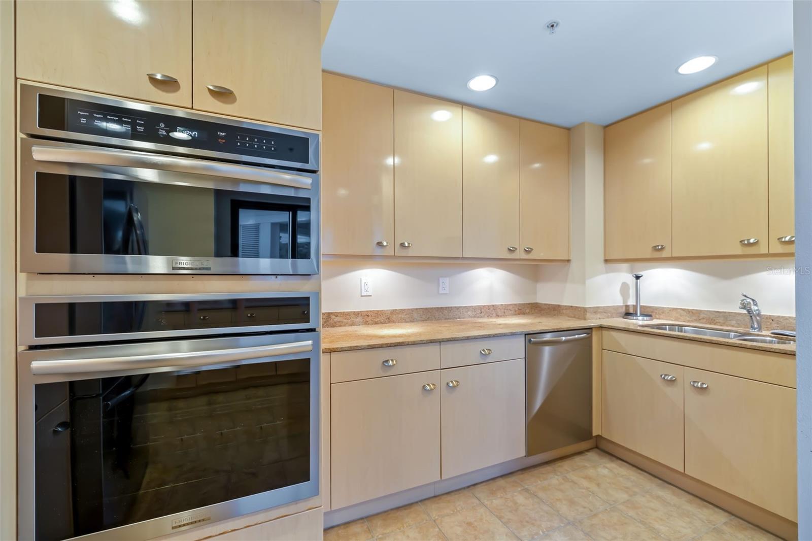 Image 45 of 87 For 50 Central Avenue 14d