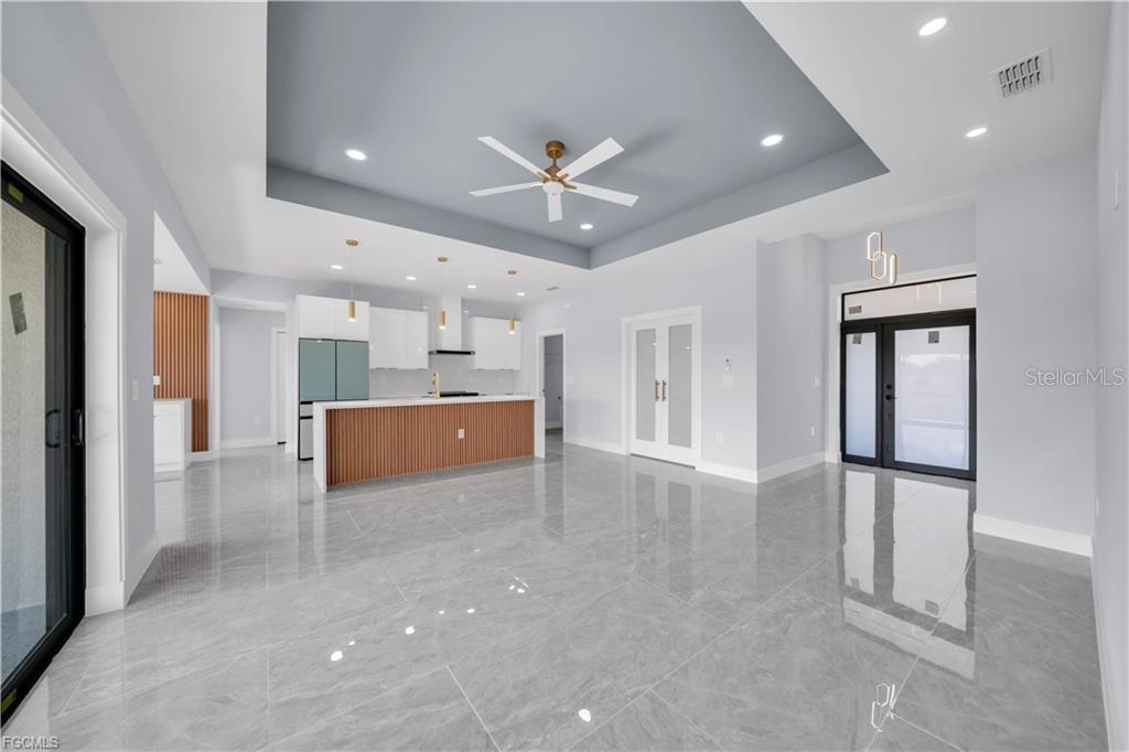 Image 19 of 47 For 312 Pembroke Street