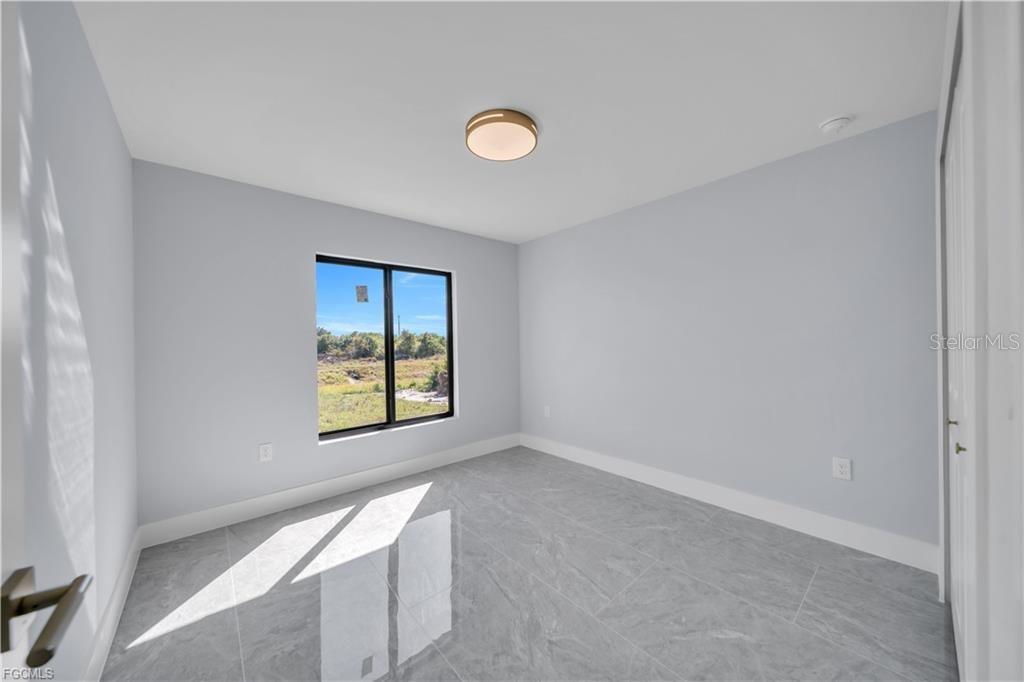 Image 29 of 47 For 312 Pembroke Street