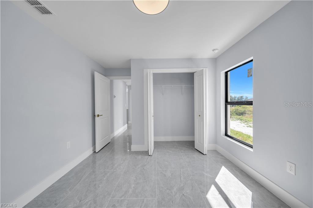 Image 35 of 47 For 312 Pembroke Street