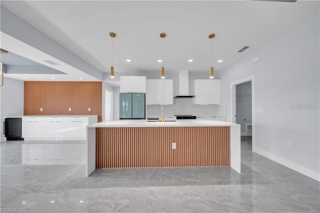 Image 9 of 47 For 312 Pembroke Street