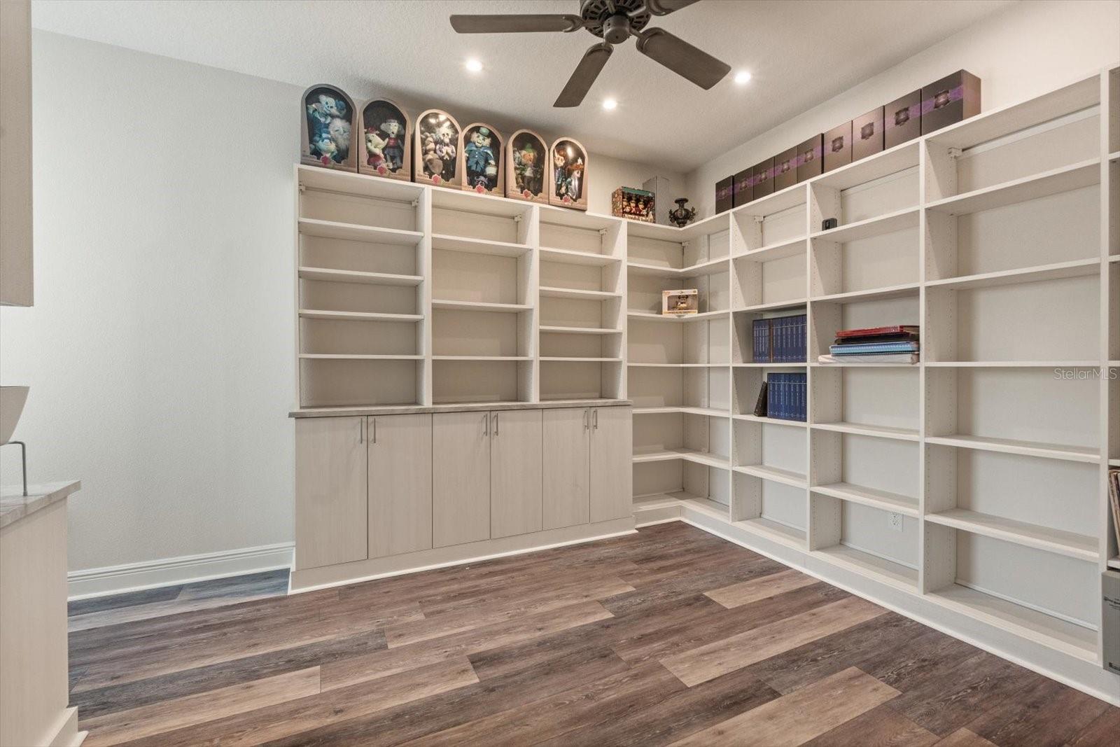 Image 34 of 53 For 4548 Chinkapin Drive