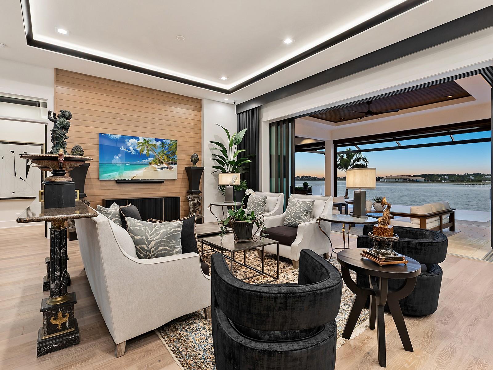 Image 13 of 96 For 7958 Outboard Drive