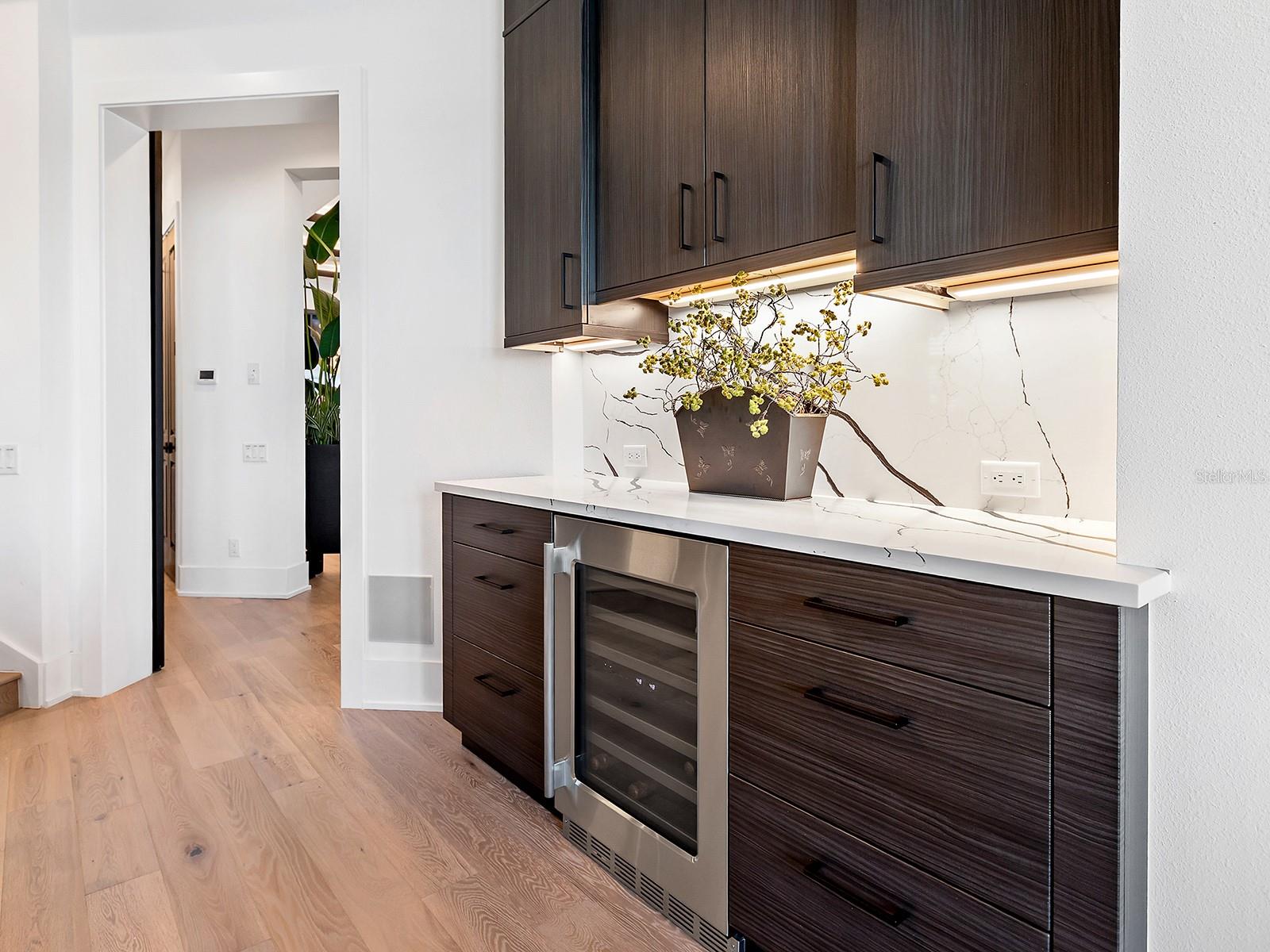 Image 49 of 96 For 7958 Outboard Drive