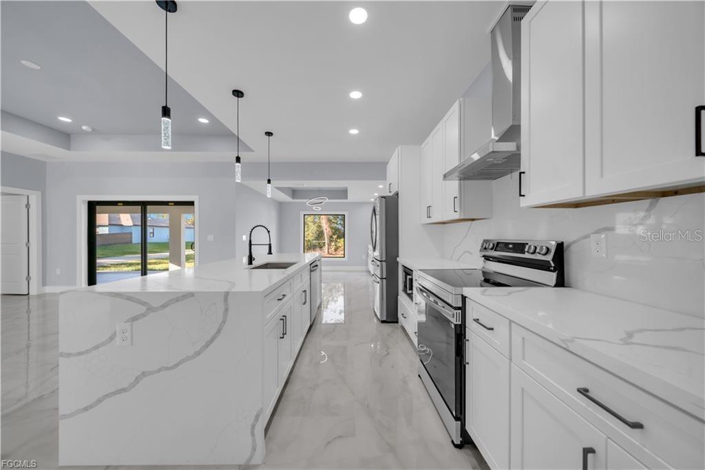 Image 14 of 43 For 3716 10th Street Sw