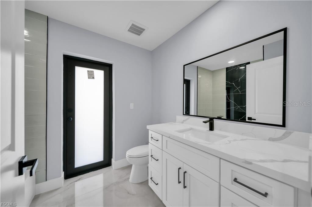 Image 28 of 43 For 3716 10th Street Sw