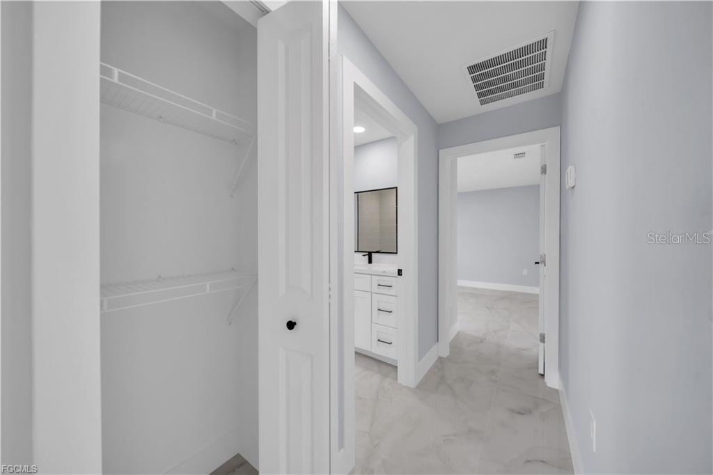 Image 31 of 43 For 3716 10th Street Sw