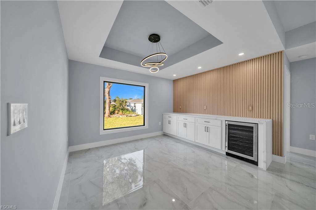 Image 9 of 43 For 3716 10th Street Sw