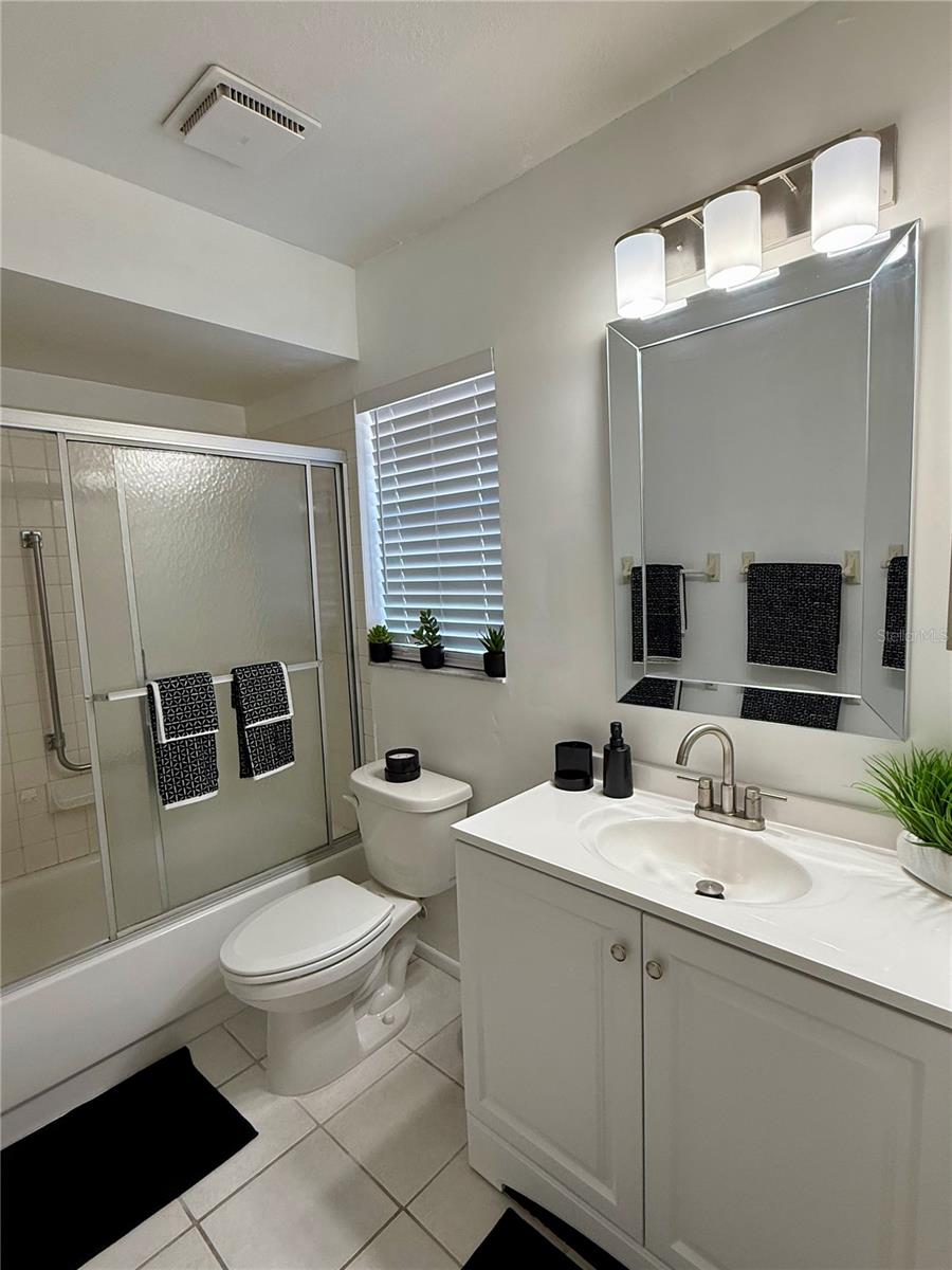 Image 9 of 23 For 601 Hercules Avenue 1403