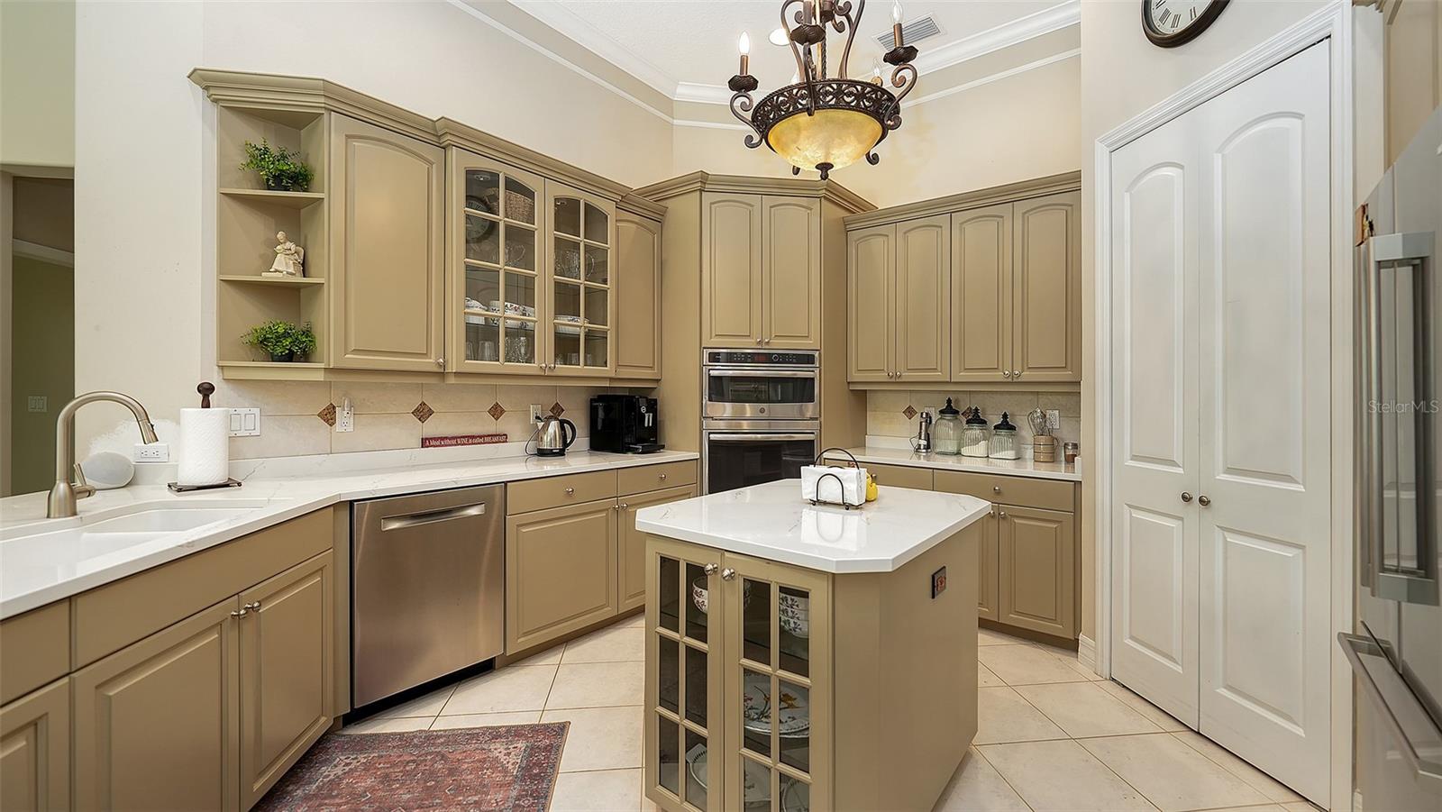 Image 15 of 40 For 1994 Tom Morris Drive