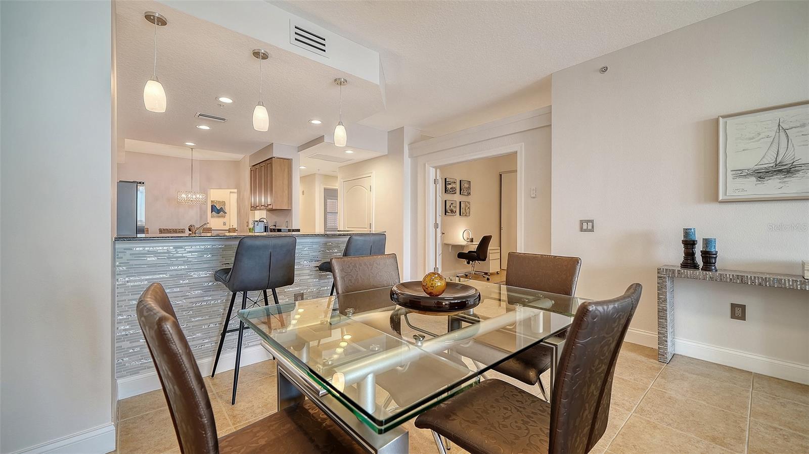 Image 15 of 58 For 610 Riviera Dunes Way 306