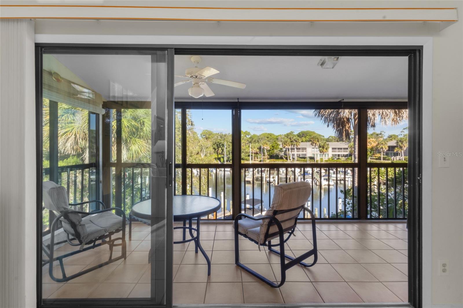 Image 13 of 33 For 1621 Boathouse Circle 220