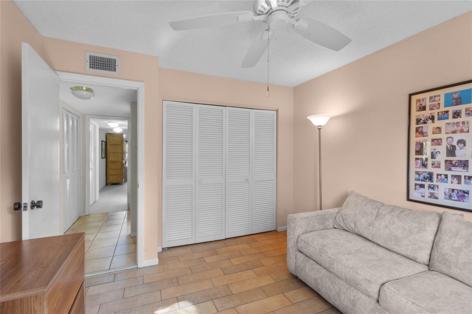 Image 17 of 33 For 1621 Boathouse Circle 220