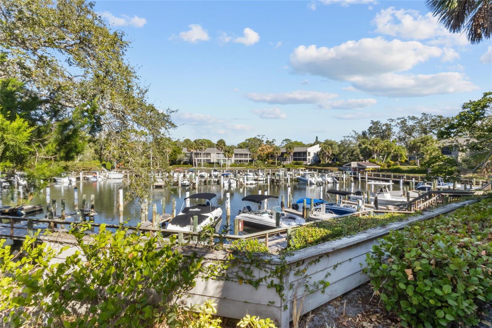 Image 23 of 33 For 1621 Boathouse Circle 220