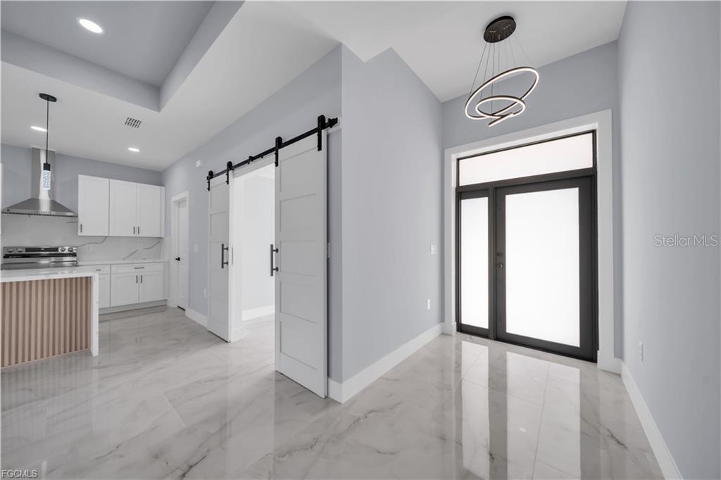 Image 13 of 31 For 3315 16th Street W