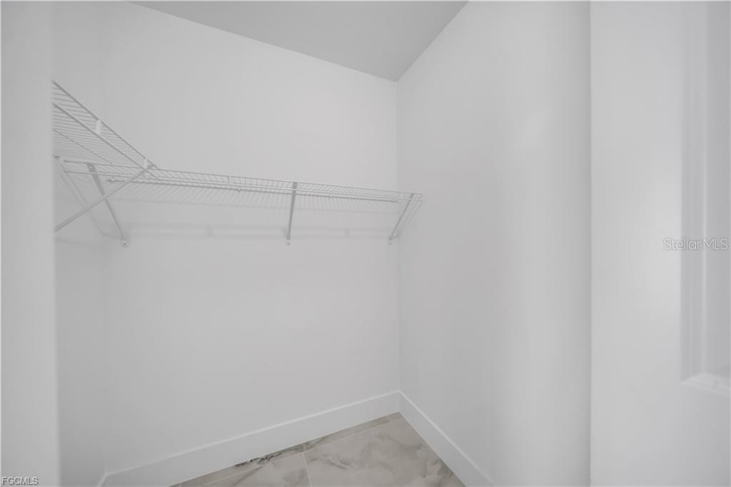 Image 16 of 31 For 3315 16th Street W