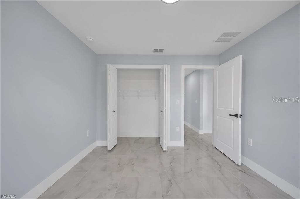 Image 22 of 31 For 3315 16th Street W