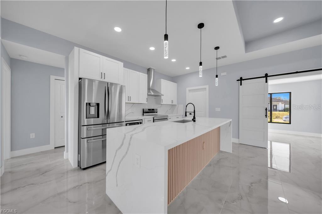 Image 7 of 31 For 3315 16th Street W