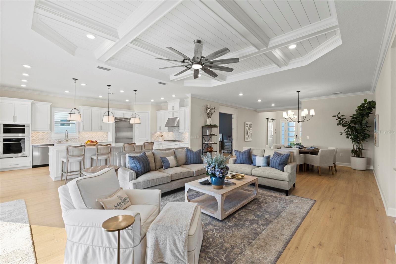 Image 10 of 98 For 15320 San Lazzaro Avenue